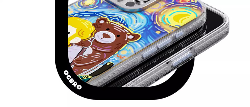 قاب فانتزی OGBRO مدل Star River Adventure با طراحی شب ستاره‌ای و خرس کارتونی 